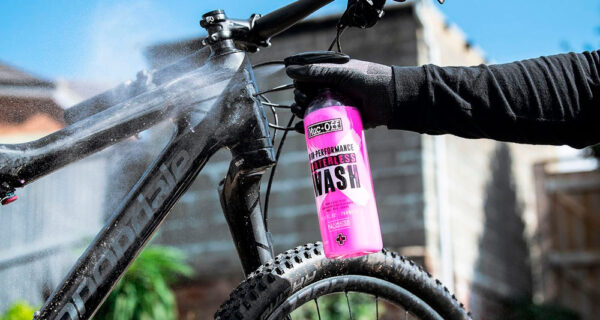 Muc off dry sales wash